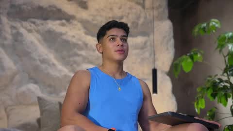 Andrew Flintt online show from 5, 4, 2026