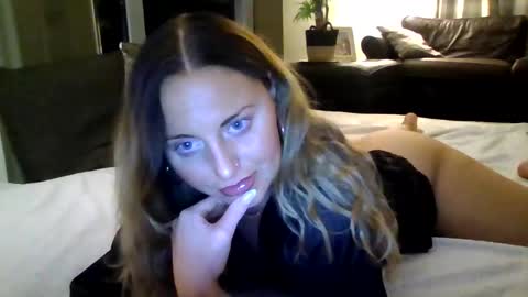 Snapshot of scouse_lexi chatting on 15, 9, 2025 Scouse Lexi online show from 15, 9, 2025