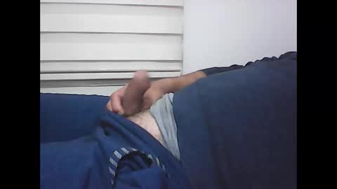 Snapshot of screw2 chatting on 17, 12, 2025 Evren online show from 17, 12, 2025