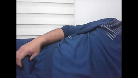 Snapshot of screw2 chatting on 21, 12, 2025 Evren online show from 21, 12, 2025