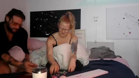 Snapshot of sdicky_unicorns chatting on 22, 9, 2025 Sdicky Unicorns online show from 22, 9, 2025