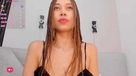 Snapshot of seattle_rousse chatting on 15, 12, 2025 Rosie online show from 15, 12, 2025