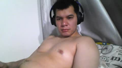 Snapshot of seb5759 chatting on 29, 4, 2026 seb5759 online show from 29, 4, 2026