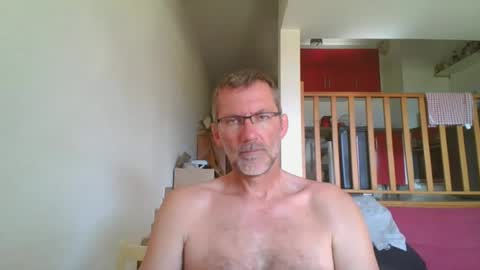 Snapshot of seb846894 chatting on 18, 6, 2026 seb846894 online show from 18, 6, 2026