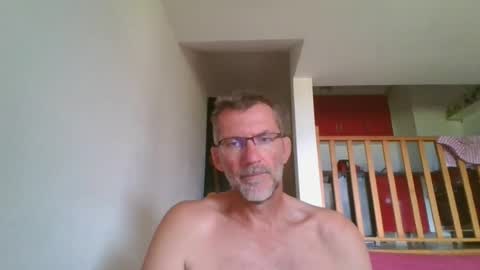 Snapshot of seb846894 chatting on 15, 7, 2026 seb846894 online show from 15, 7, 2026