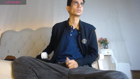 sebalexis7 online show from 4, 12, 2025