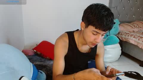 sebas_fire4 online show from 2, 4, 2026