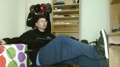 Sebas online show from 20, 2, 2025