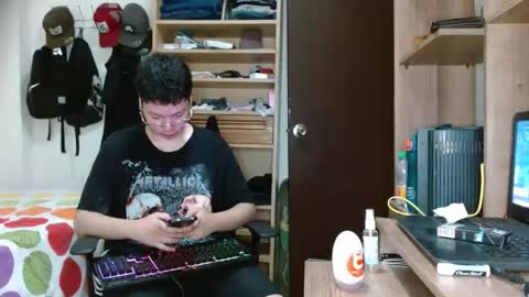 Sebas online show from 25, 2, 2025