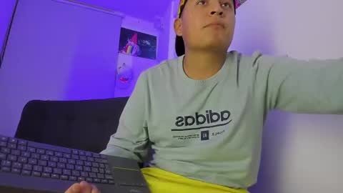 Snapshot of sebastian_col chatting on 11, 2, 2025 Sebastian Col online show from 11, 2, 2025