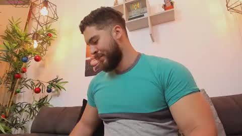 Instagram jeanpaulfit  online show from 4, 4, 2026