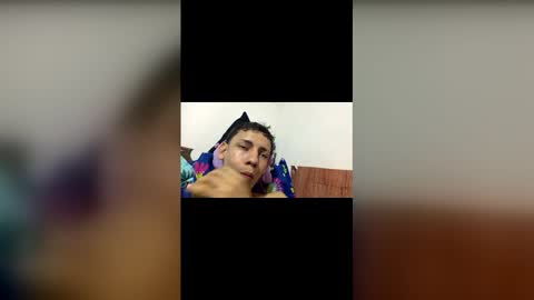 sebastinn200142396 online show from 16, 4, 2026