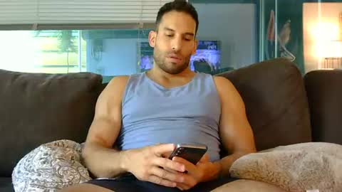 Snapshot of sebroyce chatting on 14, 6, 2026 Sebastian Royce online show from 14, 6, 2026