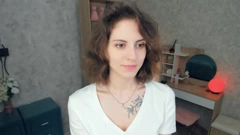 Snapshot of secret_des1res chatting on 29, 5, 2026 Mia online show from 29, 5, 2026
