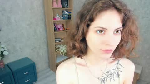 Snapshot of secret_des1res chatting on 1, 6, 2026 Mia online show from 1, 6, 2026