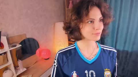 Snapshot of secret_des1res chatting on 5, 7, 2026 Mia online show from 5, 7, 2026