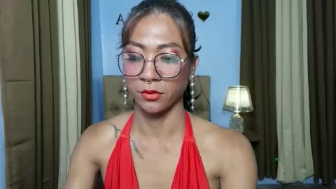 Snapshot of seductive_astrid chatting on 3, 5, 2026 seductive_astrid online show from 3, 5, 2026