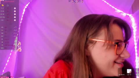 Snapshot of seductive_she_wolf chatting on 5, 6, 2026 seductive_she_wolf online show from 5, 6, 2026
