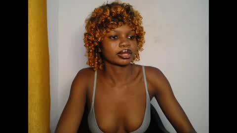 Snapshot of seductive_sugar247 chatting on 31, 5, 2026 seductive_sugar247 online show from 31, 5, 2026