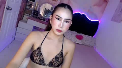 Snapshot of seductive_vana chatting on 15, 5, 2026 Vanessa online show from 15, 5, 2026