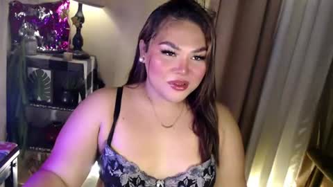 Snapshot of seductivecurvesxxx chatting on 25, 6, 2026 Its me Jazzi online show from 25, 6, 2026