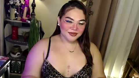 Snapshot of seductivecurvesxxx chatting on 7, 7, 2026 Its me Jazzi online show from 7, 7, 2026