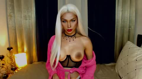 KATARINA LUST online show from 23, 12, 2024