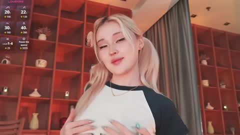 Snapshot of seduza_hyun chatting on 7, 5, 2026 Chia online show from 7, 5, 2026