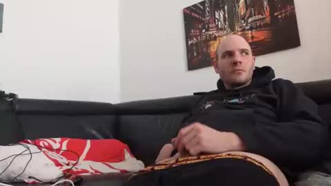 Sebastian online show from 8, 3, 2026