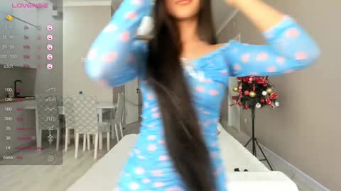 Snapshot of seeeyoumin chatting on 25, 12, 2024 Akira Youri online show from 25, 12, 2024