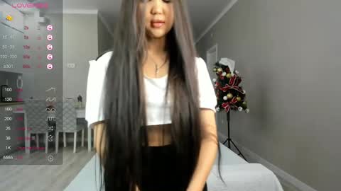 Snapshot of seeeyoumin chatting on 31, 12, 2024 Akira Youri online show from 31, 12, 2024