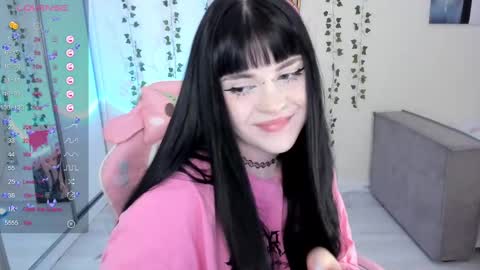 Selena  online show from 8, 3, 2025