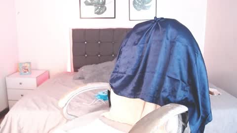 Snapshot of selena_hotmilf chatting on 1, 4, 2026 Selena online show from 1, 4, 2026