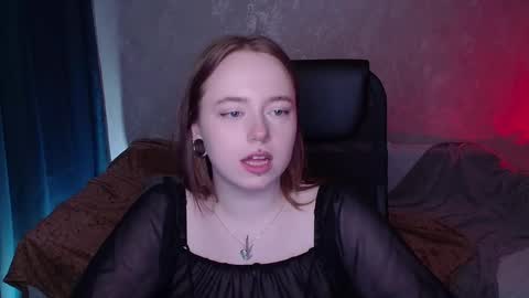 Snapshot of selenalily chatting on 13, 5, 2026 Lilith online show from 13, 5, 2026