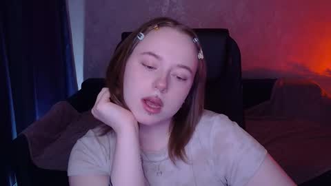 Snapshot of selenalily chatting on 25, 5, 2026 Lilith online show from 25, 5, 2026
