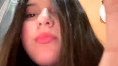 Snapshot of selenerey chatting on 29, 10, 2025 selenerey online show from 29, 10, 2025