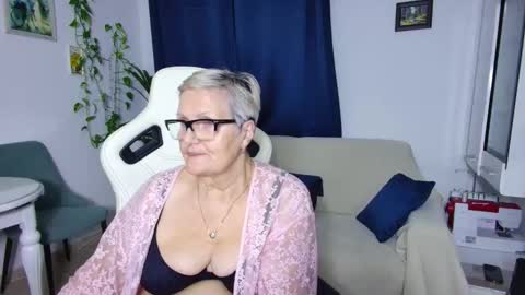 Selenna online show from 13, 12, 2025