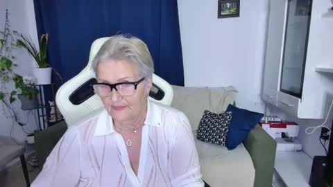 Selenna online show from 14, 4, 2026