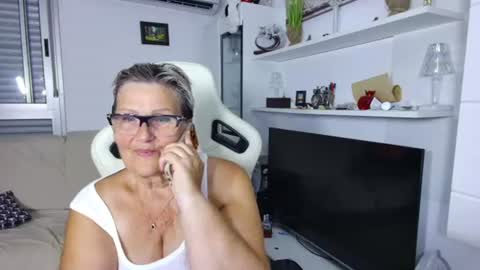 Snapshot of selenna57 chatting on 2, 7, 2026 Selenna online show from 2, 7, 2026
