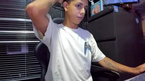 selfsuck_balls online show from 23, 6, 2026