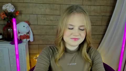 SelinSwarovski online show from 5, 3, 2025