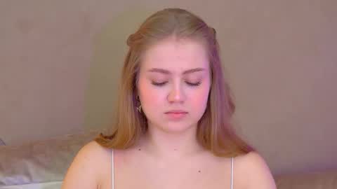 SelinSwarovski online show from 26, 9, 2025