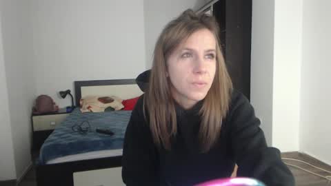Snapshot of sellena_angels chatting on 24, 2, 2025 sellena_angels online show from 24, 2, 2025