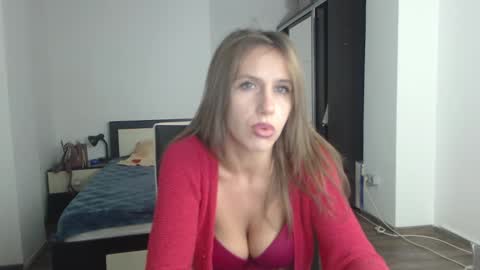 Snapshot of sellena_angels chatting on 24, 2, 2025 sellena_angels online show from 24, 2, 2025