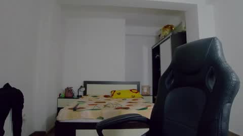 Snapshot of sellena_angels chatting on 13, 10, 2025 sellena_angels online show from 13, 10, 2025