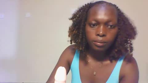 Snapshot of sellinprencess2 chatting on 23, 3, 2026 verah online show from 23, 3, 2026