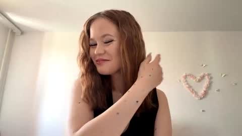 Lily online show from 26, 6, 2026
