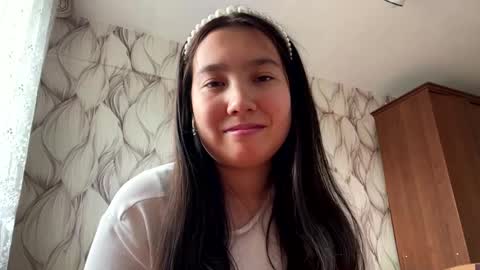 Snapshot of senaidaikemire chatting on 25, 5, 2026 Alice online show from 25, 5, 2026