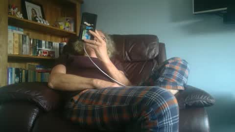 Snapshot of seniorfuntime1556 chatting on 29, 1, 2025 Summiteer online show from 29, 1, 2025