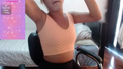 Snapshot of sensual_natalie chatting on 10, 7, 2026 sensual_natalie online show from 10, 7, 2026